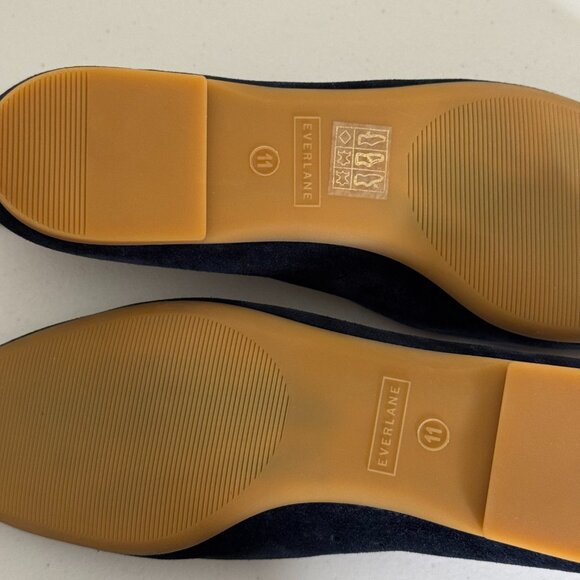 NIB Everlane The Day Glove Flat Heel Woman's sz 11 Suede Navy Blue Narrow Fit - Picture 12 of 12